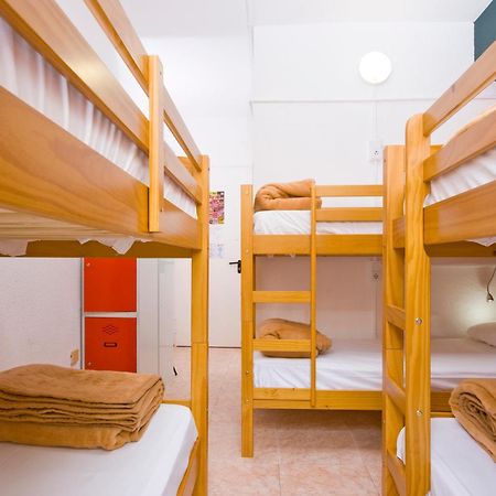 Euromadrid Hostel Стая снимка