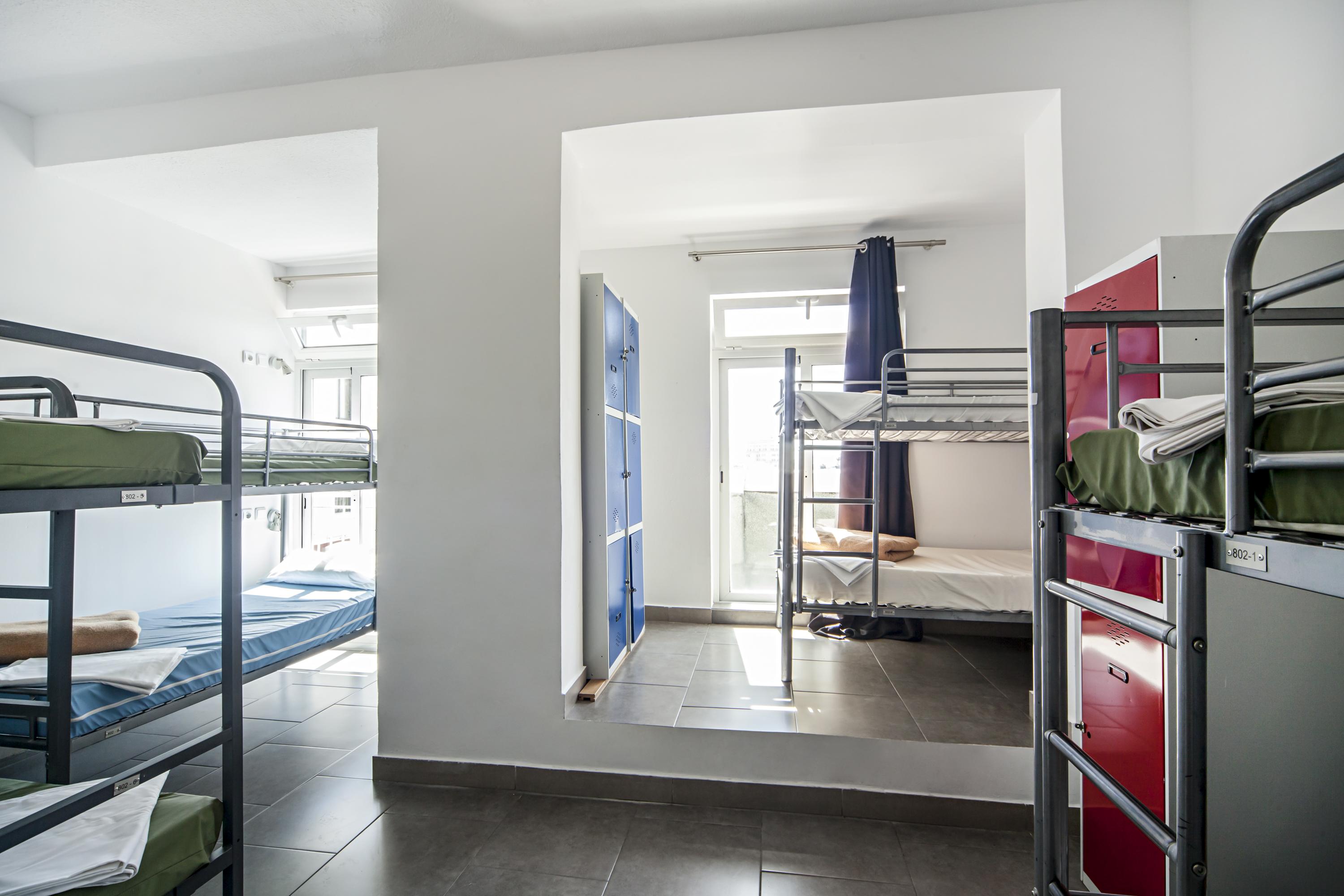 Euromadrid Hostel Екстериор снимка