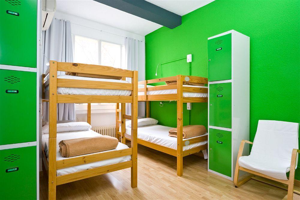 Euromadrid Hostel Екстериор снимка