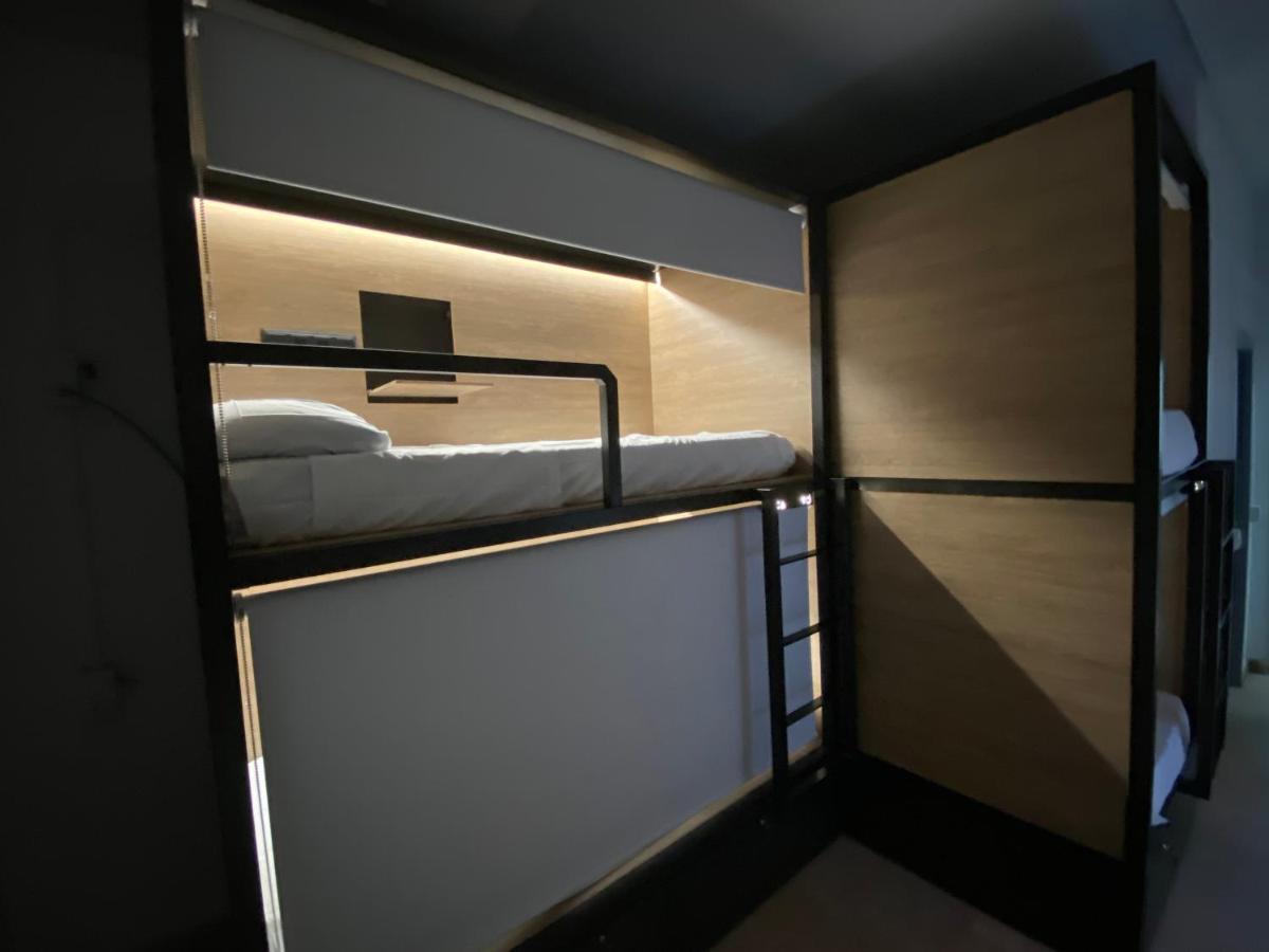 Euromadrid Hostel Екстериор снимка